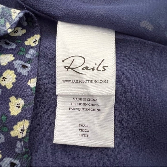 Jade Long Sleeve‎ Midi Dress in Navy Ditsy Floral​ - Picture 10 of 11